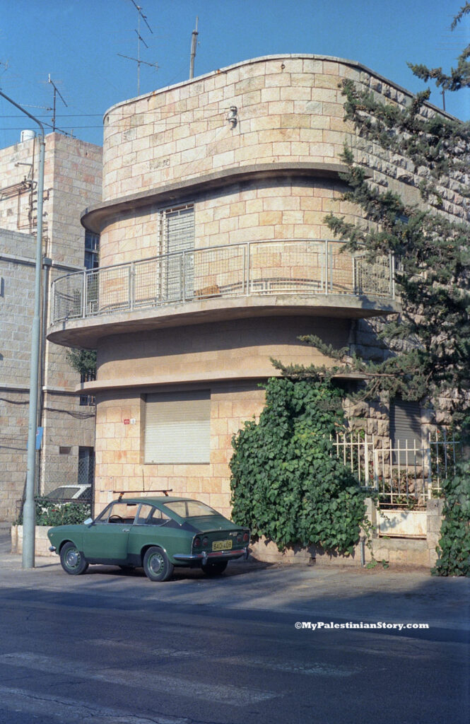 The house where the Louisidis lived until 1948. 
Baq'a, Jerusalem - Aug 1986